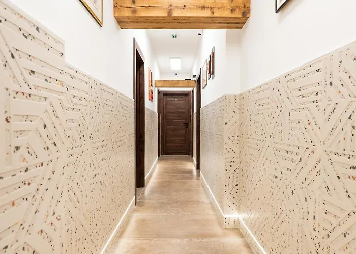 Stella Di Notte Center