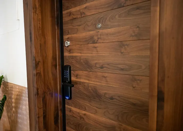 Stella Di Notte Center *